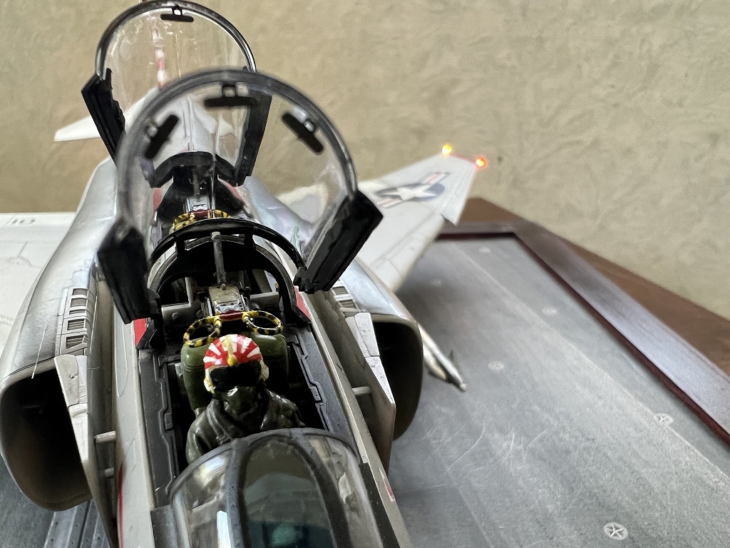 タミヤ 1/48 F-4B ファントムⅡ サンダウナーズ 【電飾仕様 タミヤ 1/48 F-4B ファントムⅡ サンダウナーズ 【電飾仕様