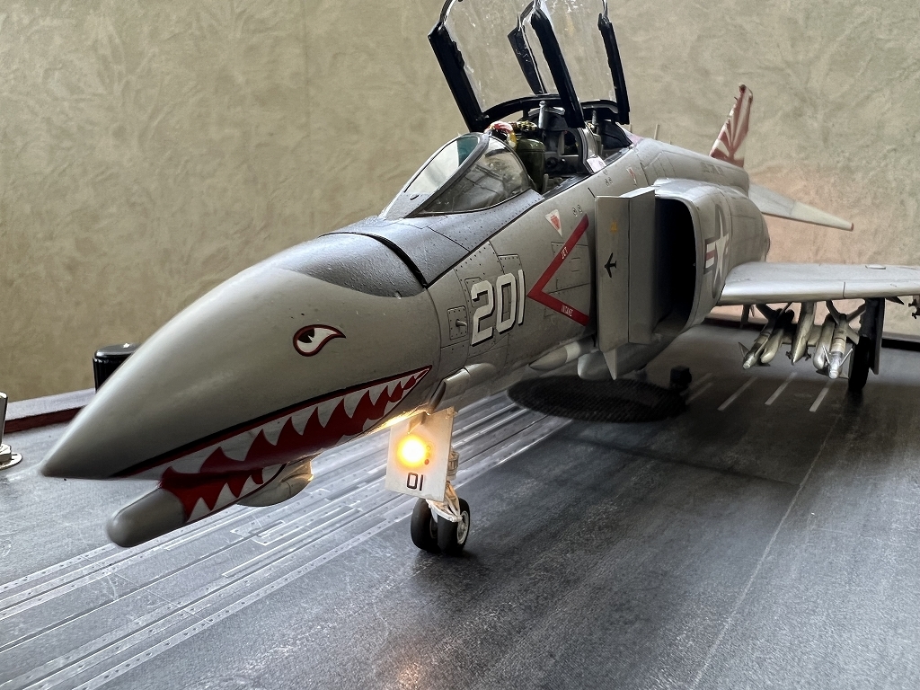  Tamiya 1/48 F-4B Phantom Ⅱ sun dauna-z[ illumination specification * has painted final product ] TAMIYA PHANTOMⅡ