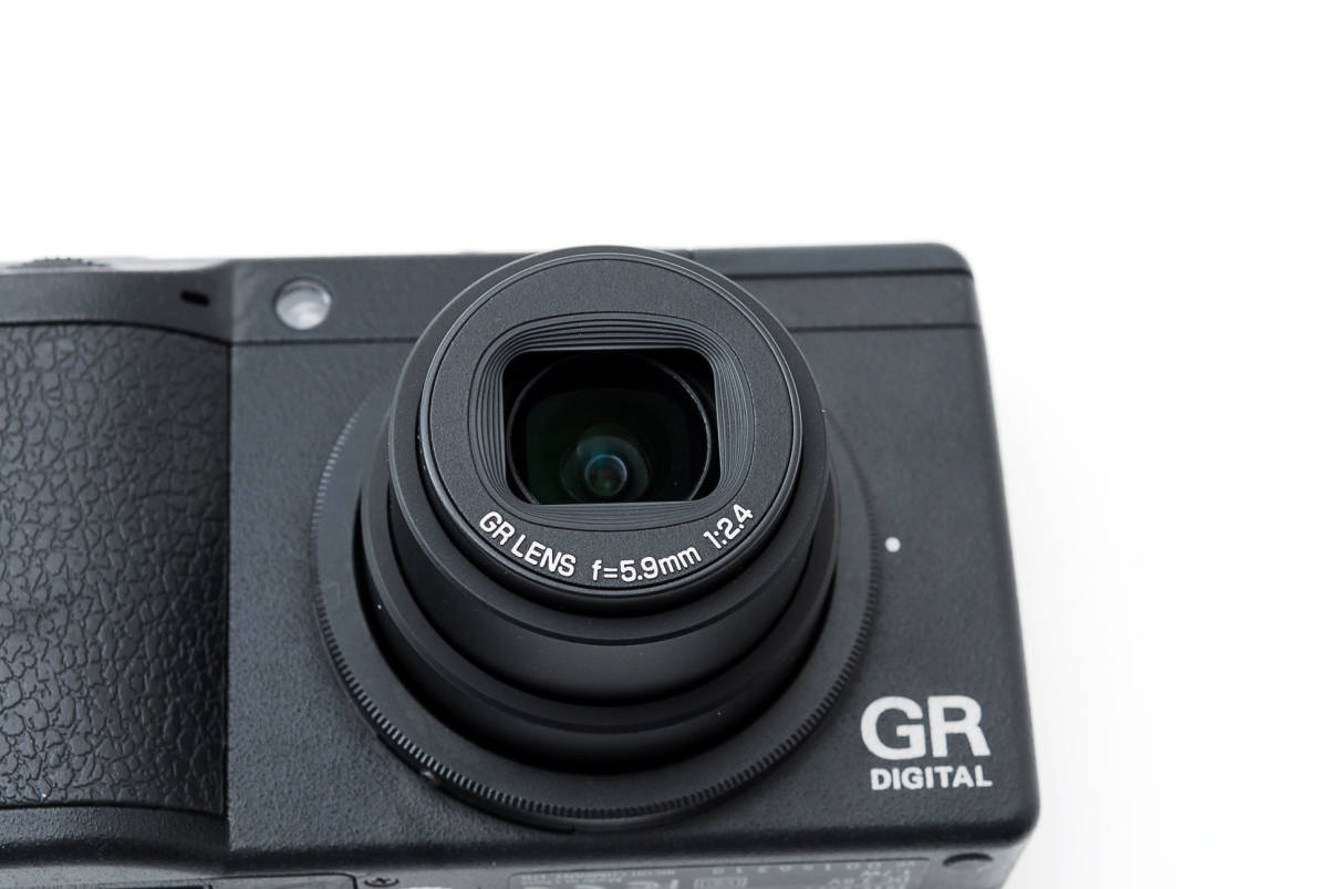 福袋セール】 ほぼ新品 リコー RICOH GR DIGITAL II #884 ★ショット数7171枚★RICOH GR DIGITAL IV★
