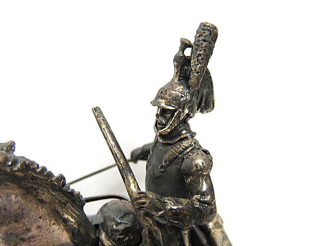 西洋アンティーク ミニチュアブロンズ像 騎士像/英雄像/ナイト像 洋銀/ブロンズ/真鍮/銅像/オブジェの画像2