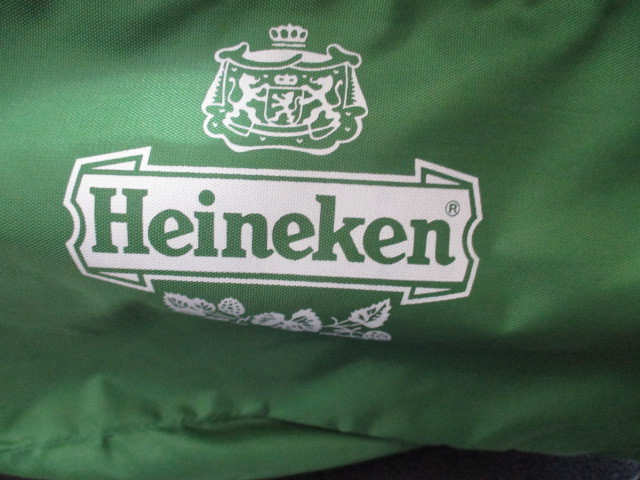 小型折りたたみ　ハイネケン　Heineken　折りたたみ椅子　イス_画像2