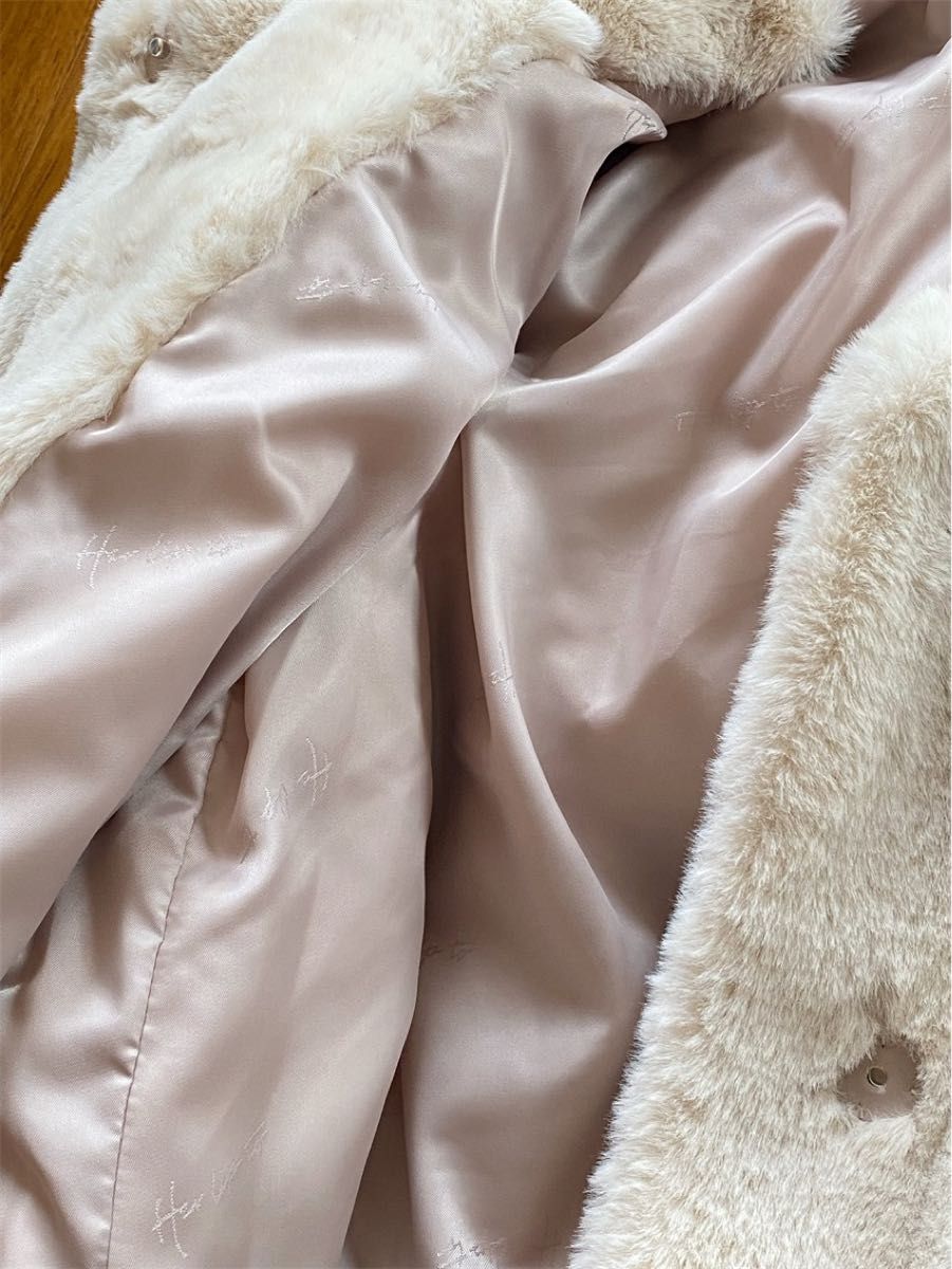 桜の花びら(厚みあり) Winter Love Faux Fur Coat / beige / Sサイズ