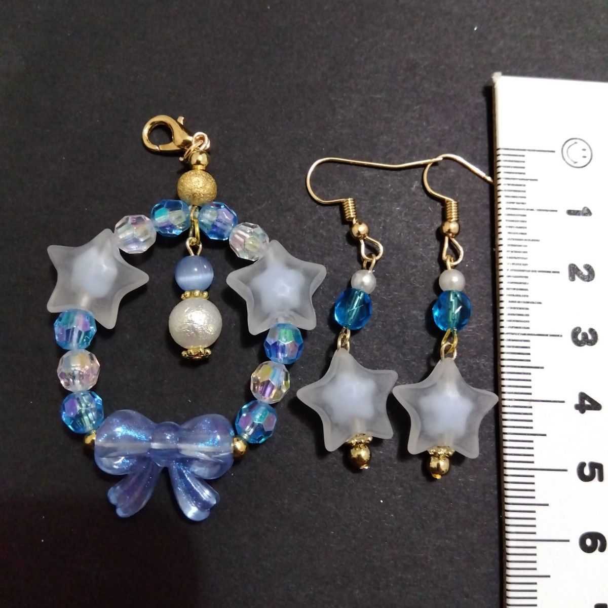 ライトブルー 天然石風ピアス ハンドメイド 259