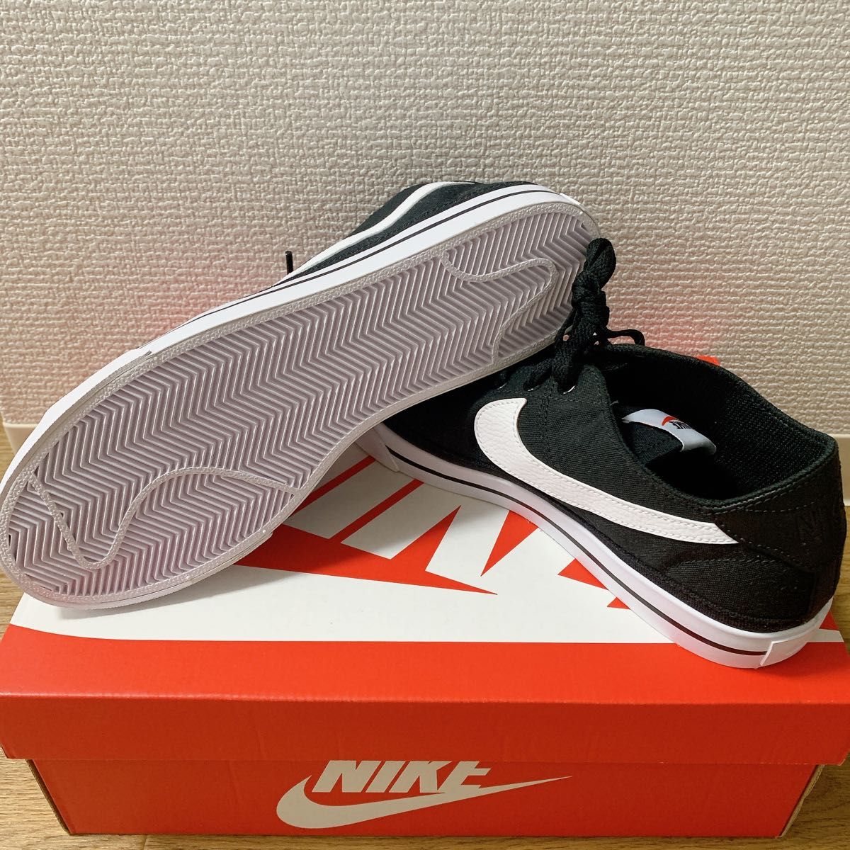 新品：NIKE コートレガシーキャンバス 27cm