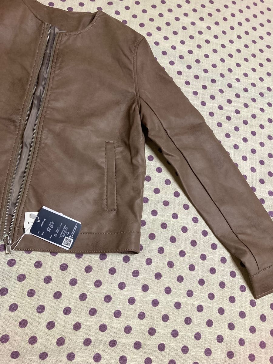 レディース M ジャケット 新品未使用 タグ付き ノーカラー 合わせやすいお色
