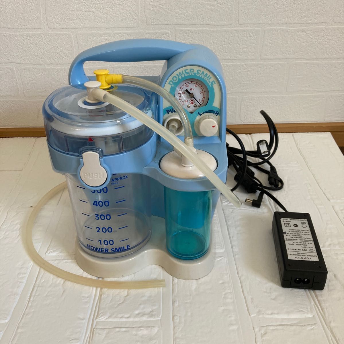 ☆セール30%OFF☆ 逆流防止弁付き 値下げ!鼻水吸引器 パワースマイル 鼻水吸引器 吸引器 お鼻すっきり ピンク ポータブル 手動 新鋭工業 新生児から対象 POWER 食品級シリコーン 鼻水が戻らない 鼻吸い器 鼻すい器 SMILE - www.kitabyatra.com