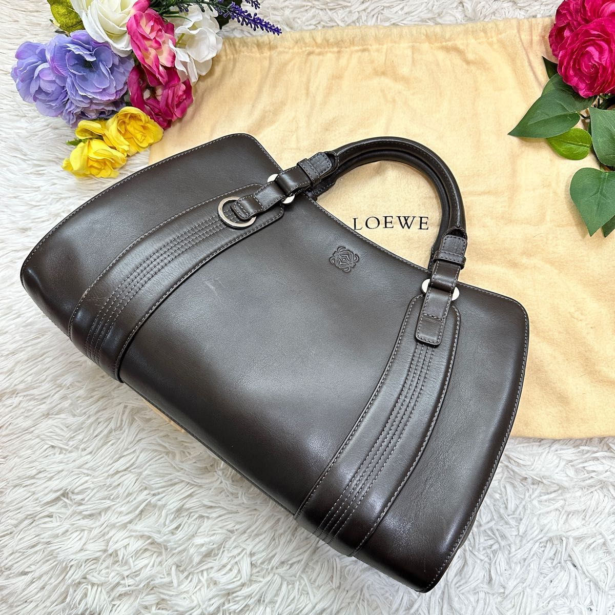 美フォルム LOEWE ロエベ アナグラム カモッシオ レザー 美フォルム LOEWE ロエベ アナグラム カモッシオ レザー
