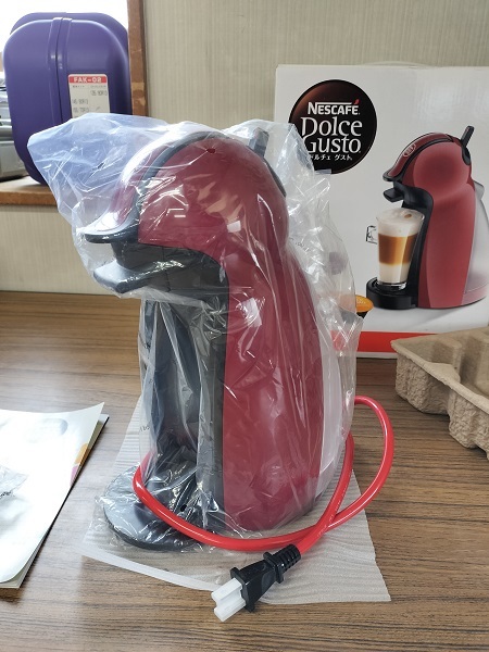 ④未使用 保管品 NESCAFE ドルチェ プレミアム Nestle ワインレッド ネスレ グスト MD9744-PR Gusto Dolce ネスカフェ ピッコロ コーヒーメーカー NESCAFE MD9744-PR RED DolceGusto ドルチェグスト