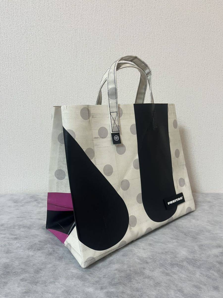 Yahoo!オークション - □ FREITAG □ F704 CAKE BAG □ 新...