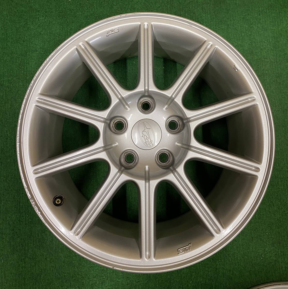 ヤフオク! - スバル インプレッサWRX STI 純正・アルミホイール4...