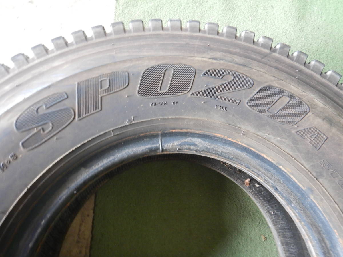 ★DUNLOP SP020A★10.00R20 14PR 残り溝:13.3mm以上 2019年製 汚れ、傷、シワ等あり 2本 MADE IN JAPAN_画像5