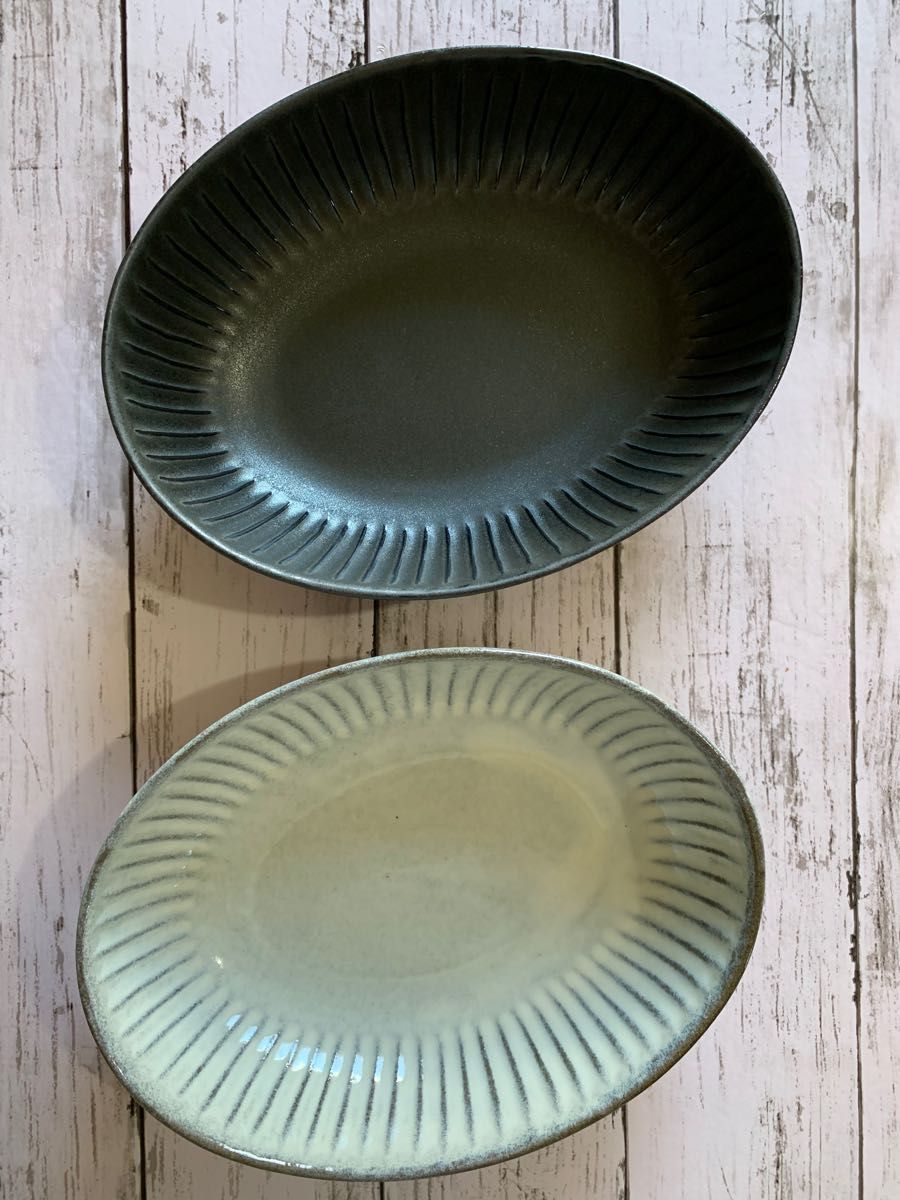 削り模様 ツヤ白2枚 和洋食器 中皿 中鉢 美濃焼 オシャレ 陶器 楕円皿 オーバルボウル