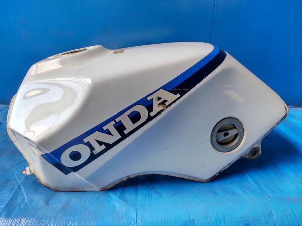 ホンダ MC08 vt250fc ガソリンタンク 【激安大特価!】 www