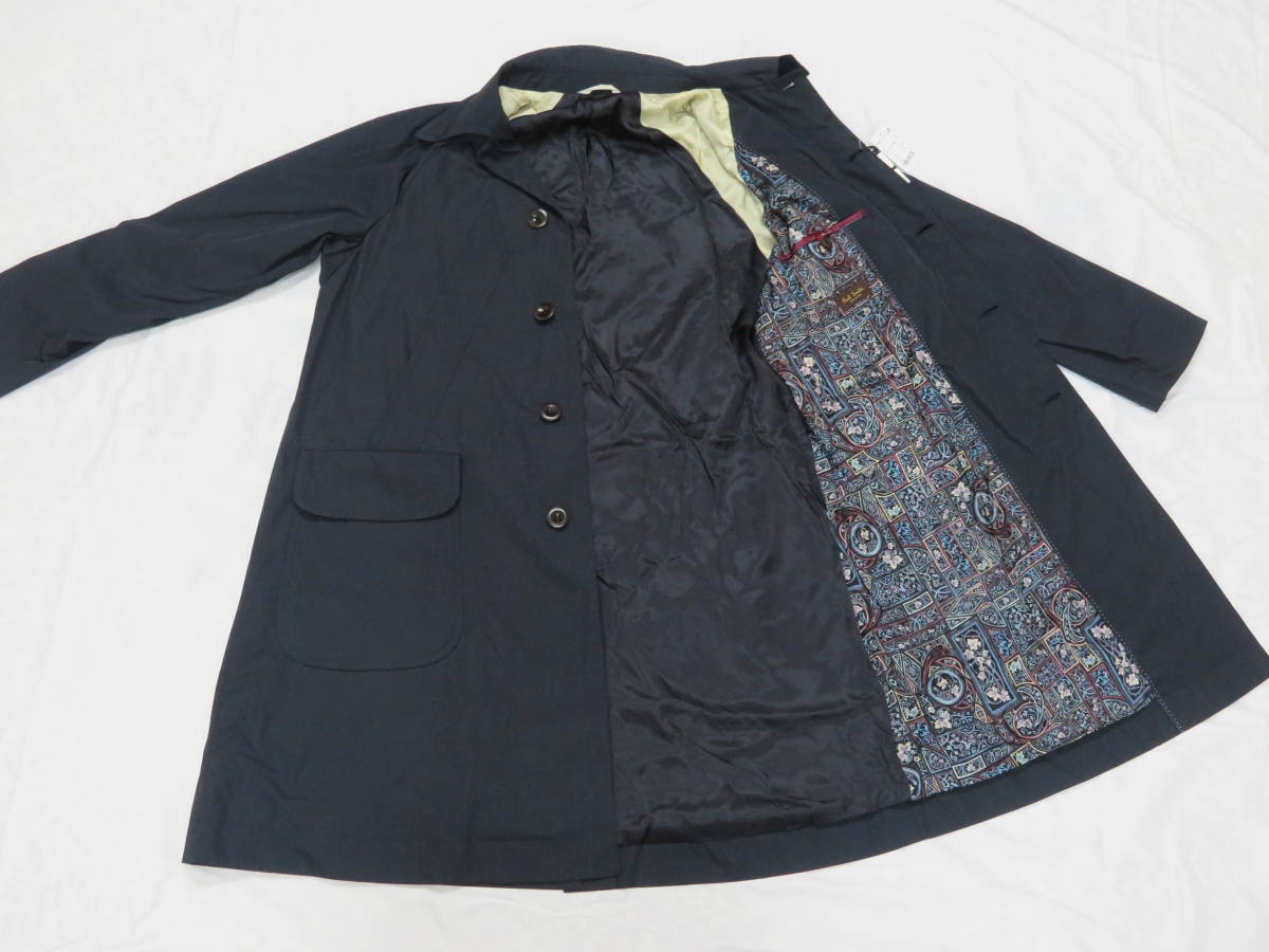 ☆新品未使用☆Paul Smith COLLECTION ステンカラーコート☆ネイビー☆花柄裏地☆Mサイズ（L）ゆき丈84㎝ 着丈98㎝☆ラグジュアリーコート_画像2