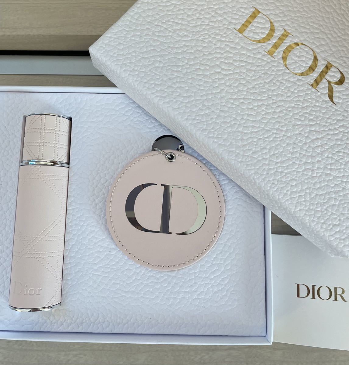 Dior 香水 アトマイザー ミラー チャーム キーホルダー Dior 香水 アトマイザー ミラー チャーム キーホルダー