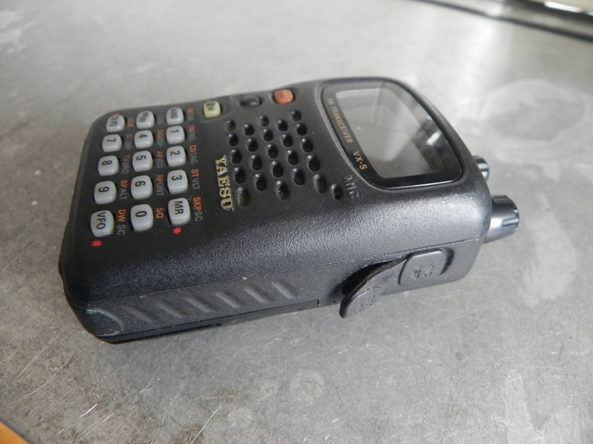 YAESU VX-5 トランシーバー 50/144/430 MHz ヤエス Yahoo!オークション - YAESU VX-5 50/144/430MHz トランシーバ