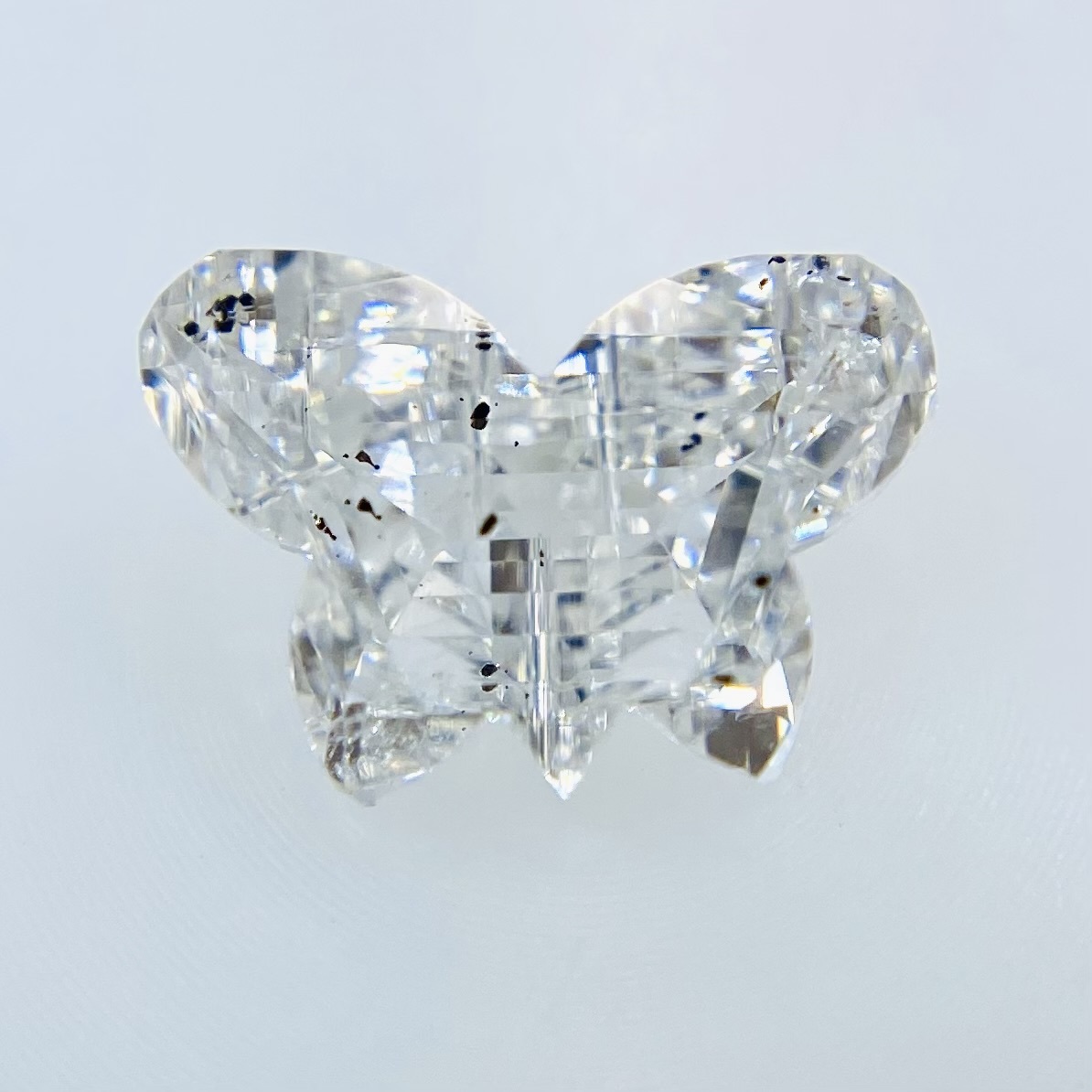 Butterflyの形！ Fカラー SI2/0.547ct/RT1816/CGL_画像3