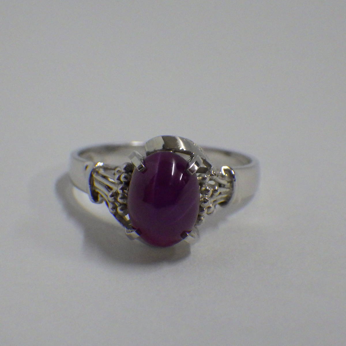 買い保障できる ダイヤ0.04/0.08ct K18WG 約15号 店舗受取可 フラワー
