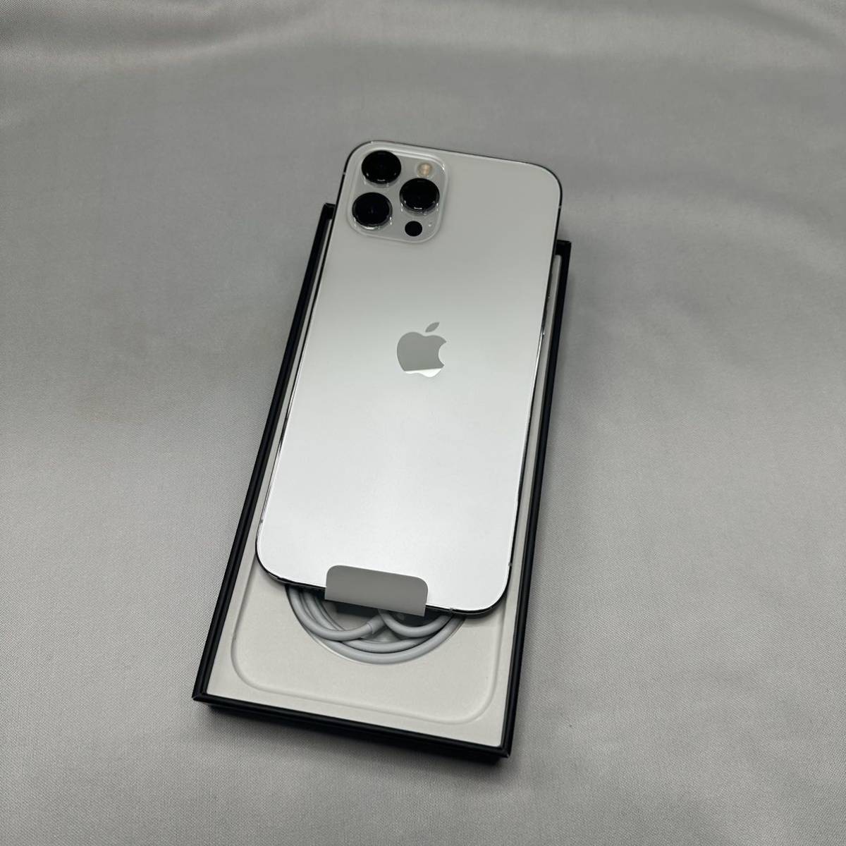 ブランド激安セール会場 iPhone12 pro シルバー 512GB SIMフリー agglo