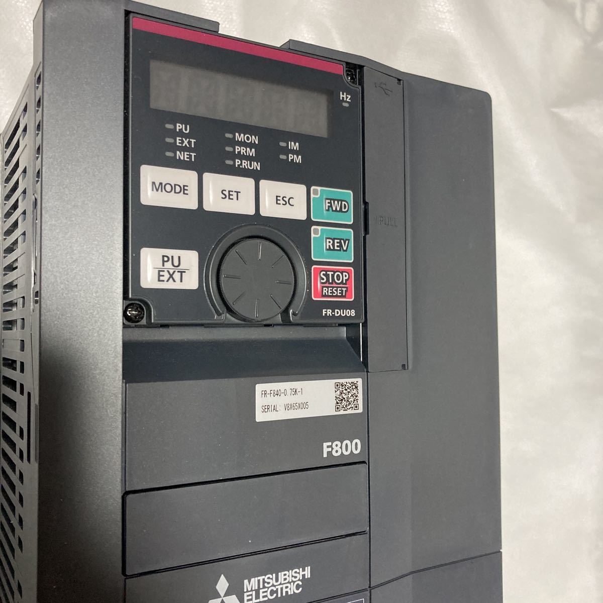 三菱電機 ファンポンプ用インバータFR-F840-0.75K-1 3PH AC380ー500V