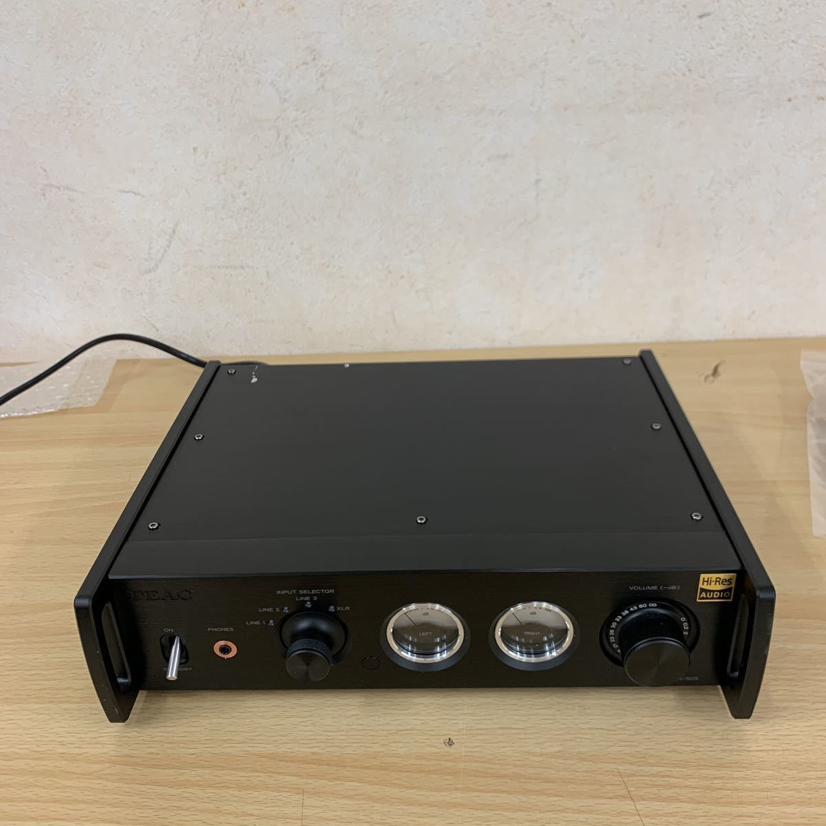 TEAC プリメインアンプ XLRバランス入力搭載 シルバー AX-505-S