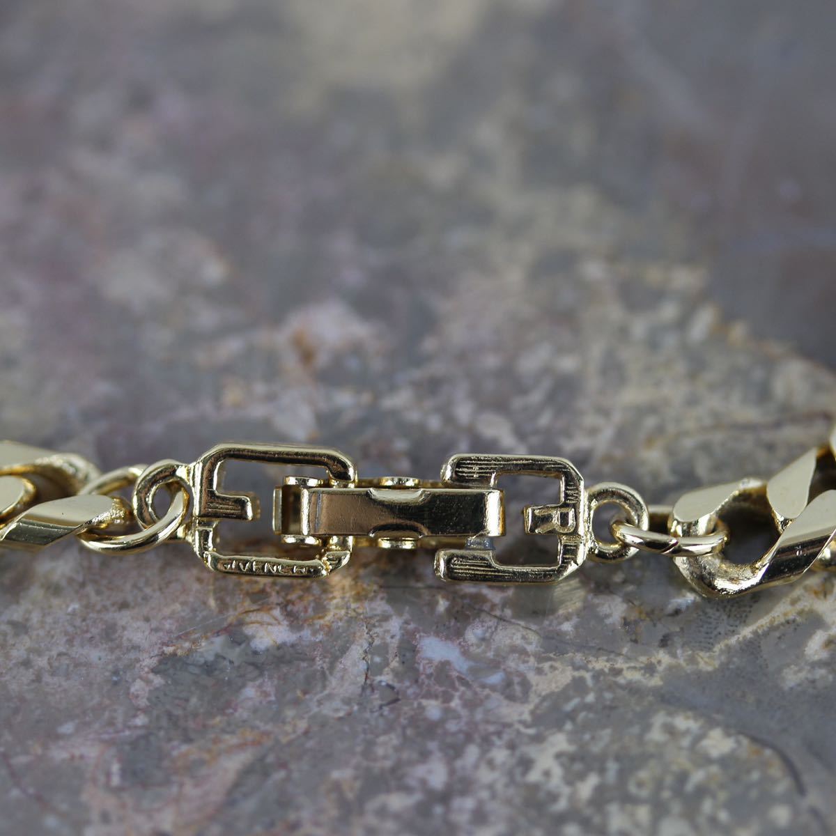 GIVENCHY GOLD CHAIN BRACELET/ジバンシィゴールドチェーンブレスレット　箱付