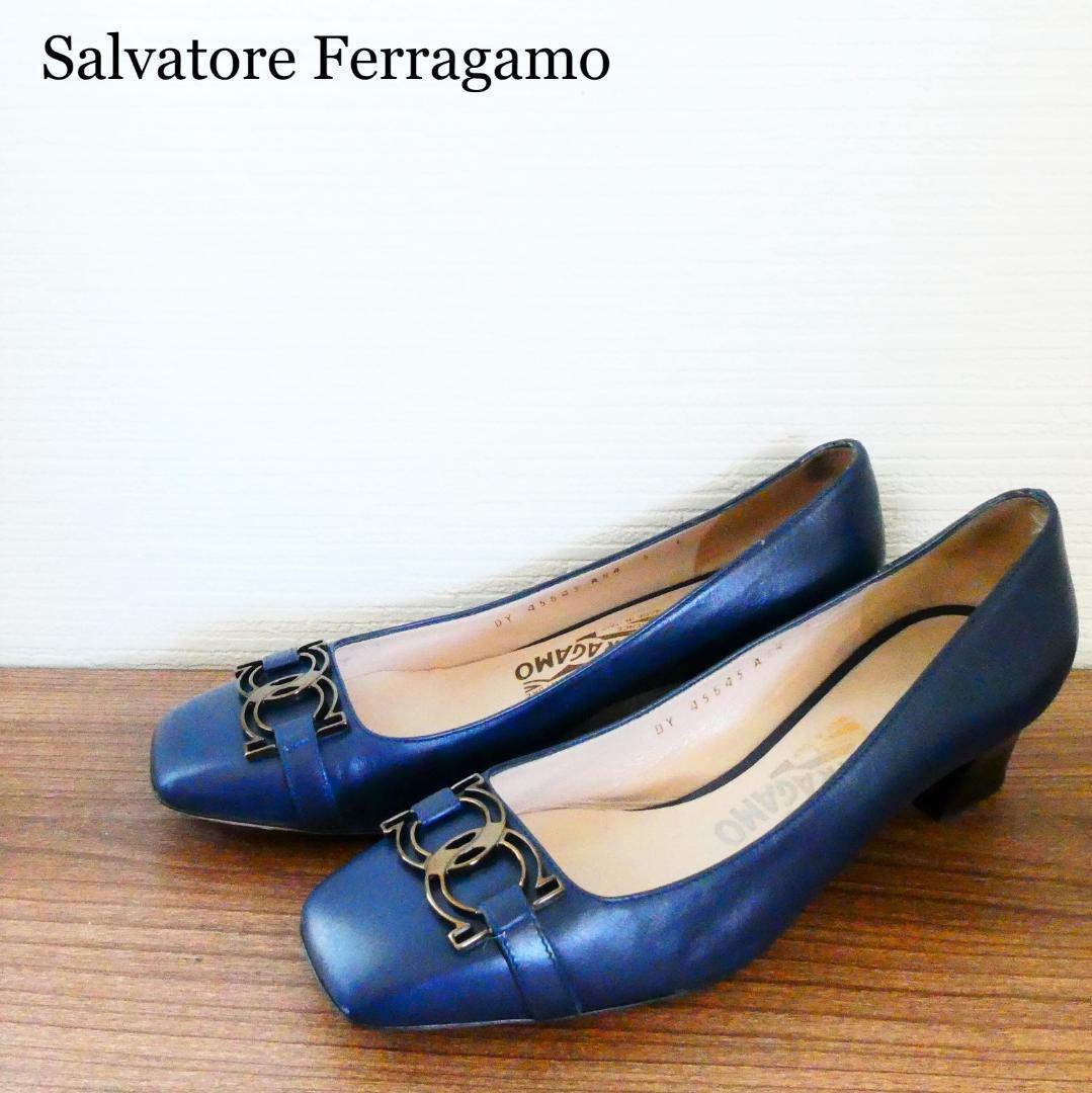 良品 Salvatore Ferragamo サルヴァトーレフェラガモ ガンチーニ レザー スクエアトゥ チャンキーヒール パンプス 5C 22.5㎝ ネイビー A590