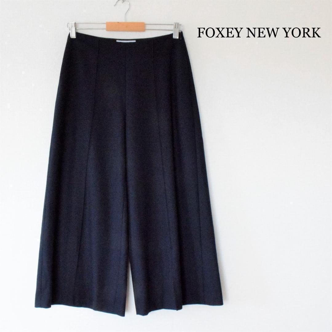 美品 FOXEY NEW YORK フォクシーニューヨーク サイズ38 ワイドパンツ スラックス センタープリーツ ストレート 紺 ネイビー_画像1