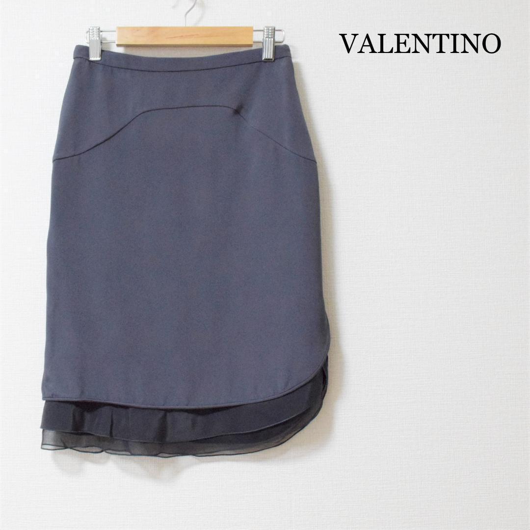 美品 VALENTINO ヴァレンティノ シルク100％ 光沢 チュール レイヤード 膝丈 タイトスカート 4 小さいサイズ グレー 灰色 022