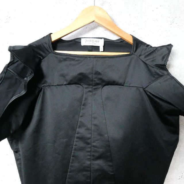  прекрасный товар Yves Saint Laurent Yves Saint-Laurent размер F36 атлас ткань квадратное шея короткий рукав деформация блуза cut and sewn чёрный черный 