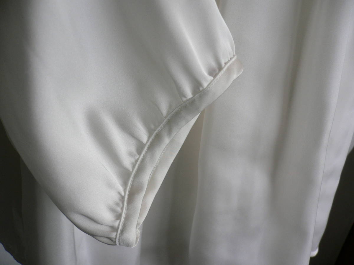  new goods 11 number white biju- attaching no color blouse graduation ceremony go in . type formal ceremony 