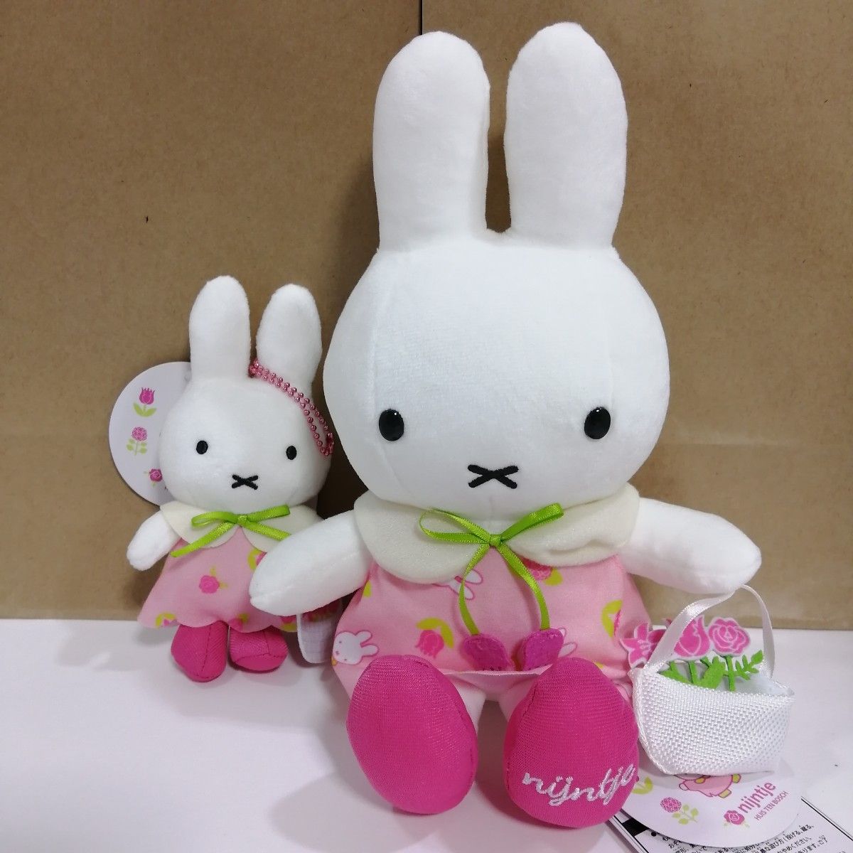 新品 ハウステンボス フラワーナインチェ ミッフィー ぬいぐるみ 新品 ハウステンボス フラワーナインチェ ミッフィー ぬいぐるみ