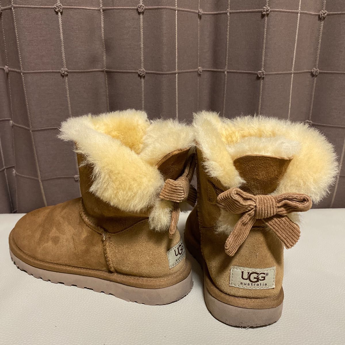 ugg ムートンブーツ リボン　22cm ベージュ　キャメル アグオーストラリア