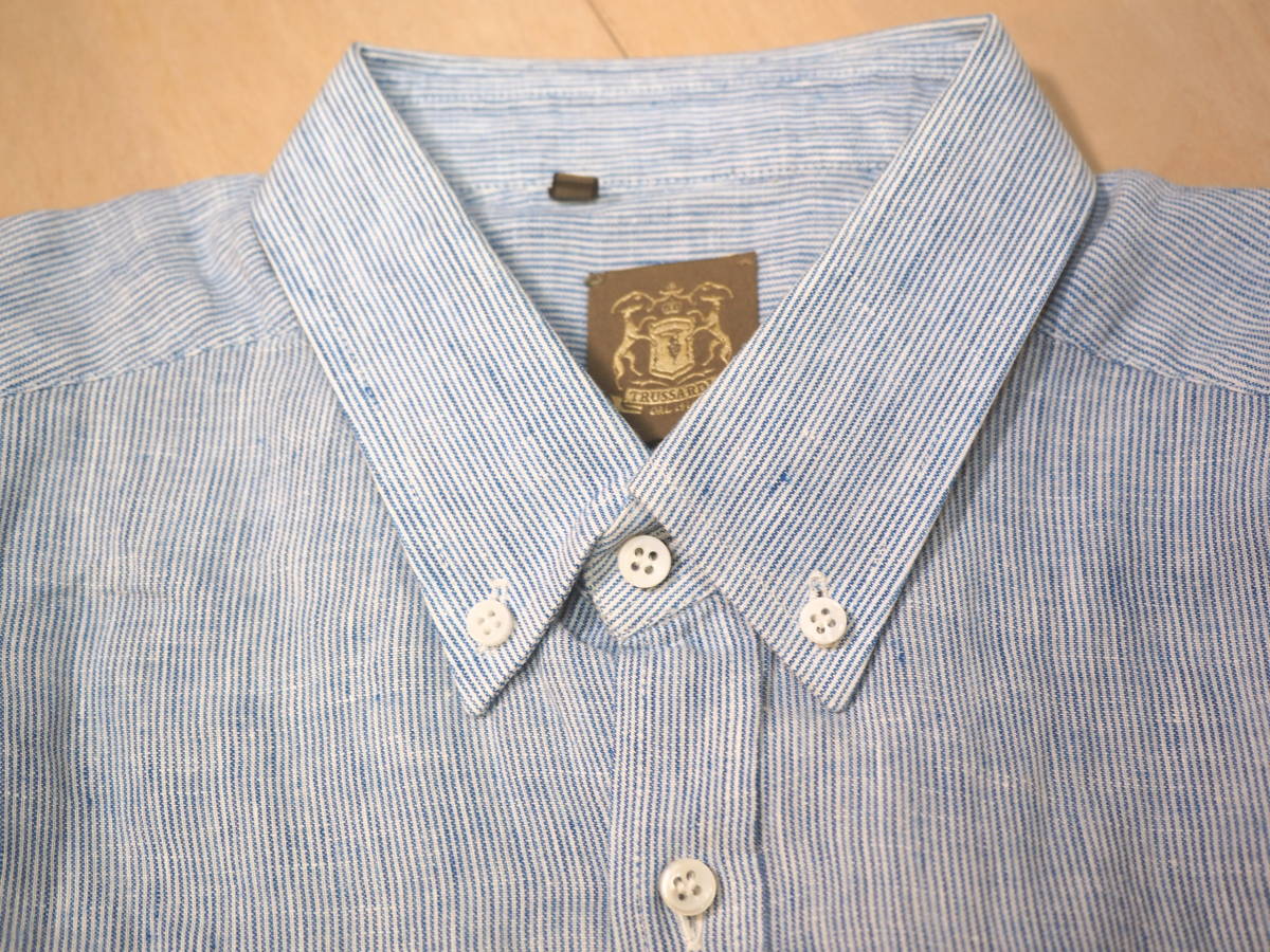  прекрасный товар TRUSSARDI1911 Trussardi 1911 13SSlinen полоса рубашка 50 синий × белый Italy производства umitobe наан 