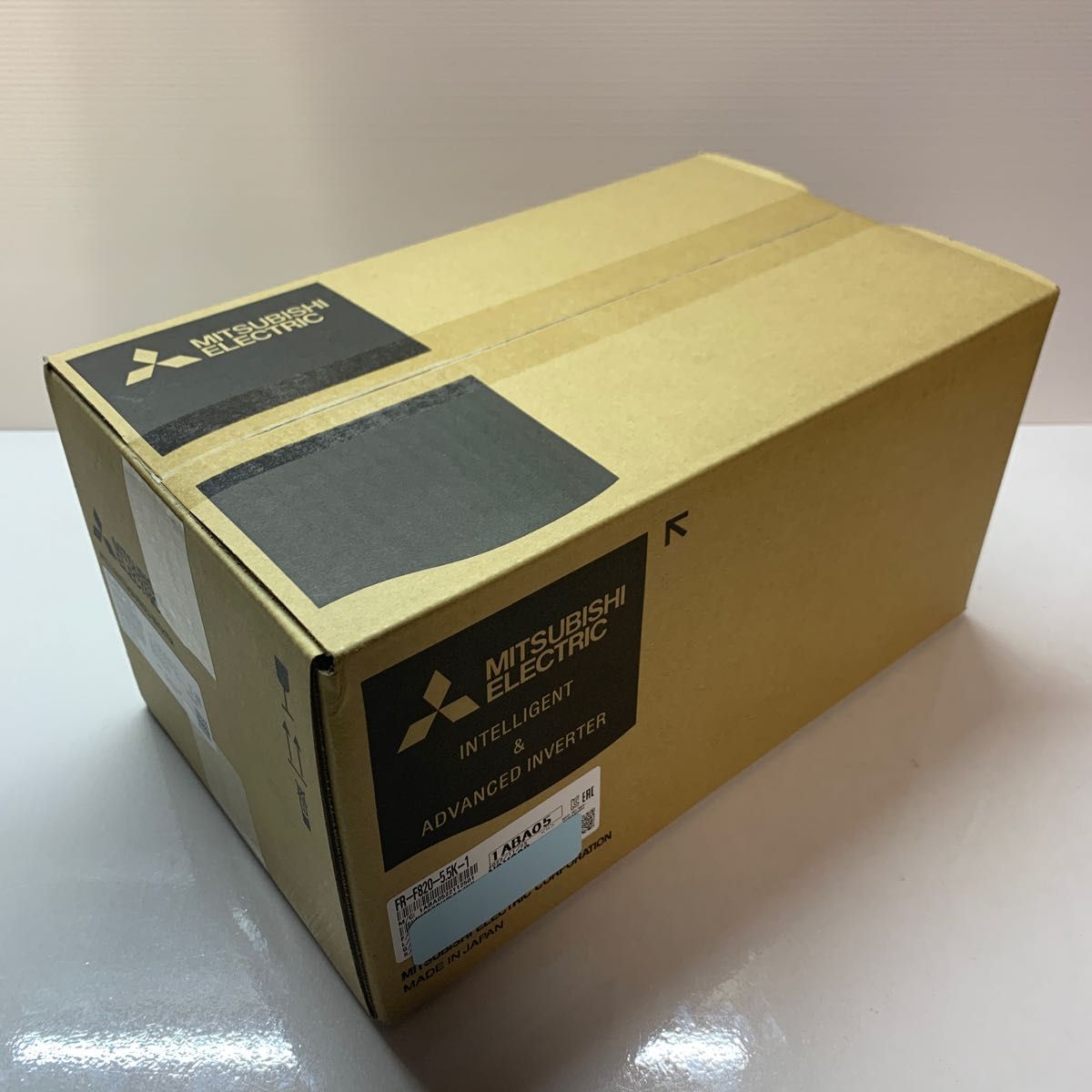 スノーブルー 新品未開封 三菱電機 FR-F820-1.5K-1 インバータ 1台