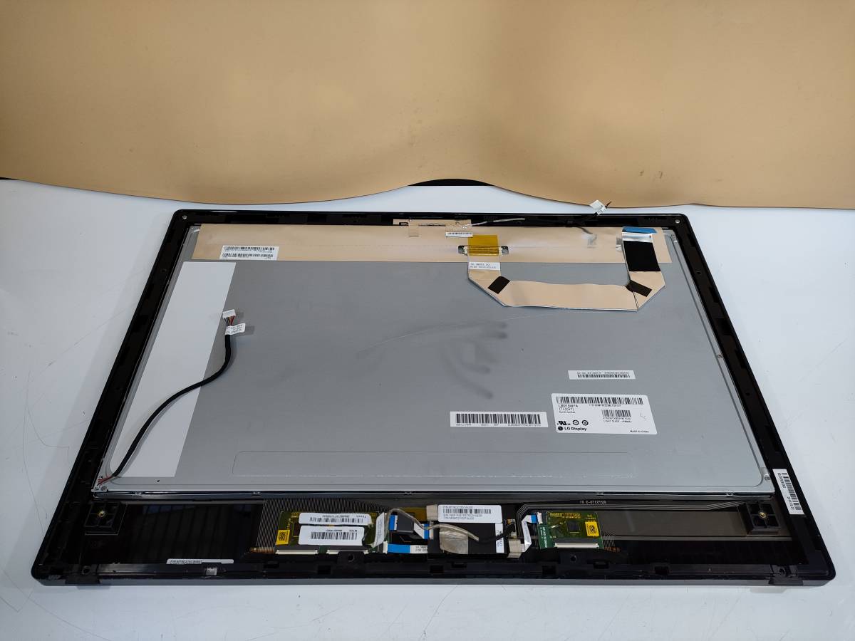 Lenovo ThinkCentre E93Z モニタ一デスクトップ 用 LG製　LM215WF4 (TL)(G1) 21.5インチ 液晶パネル動作品保証#2562W23_画像2