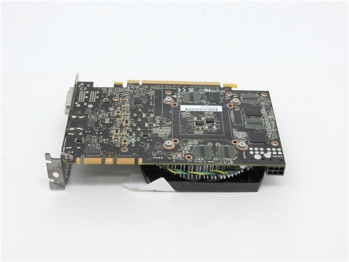 中古動作品　グラフィックボード NVIDIA GeForce GTX 760 1.5GB 搭載 ビデオカード 　送料無料_画像3