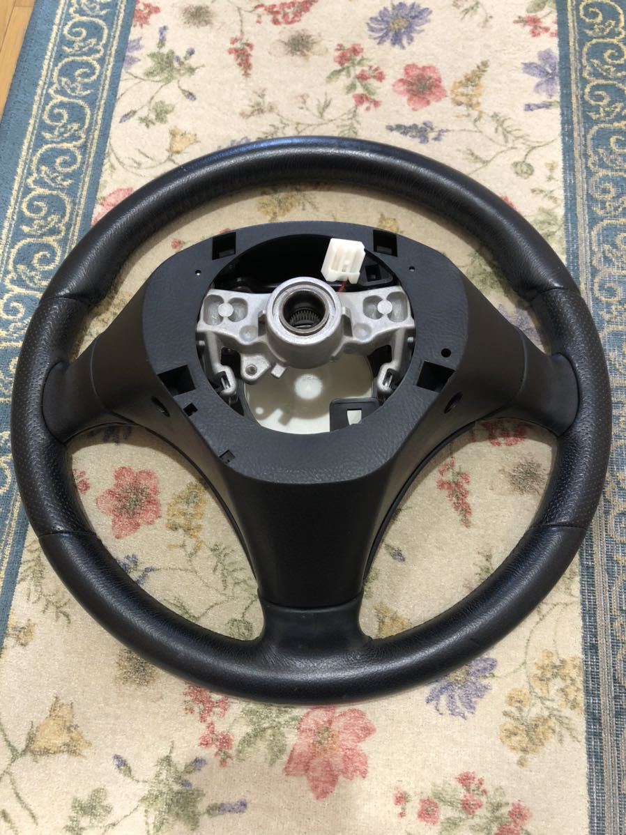 中古 ダイハツ 純正 momo ステアリング モモ ステアリング 中古 ダイハツ 純正 momo ステアリング モモ ステアリング