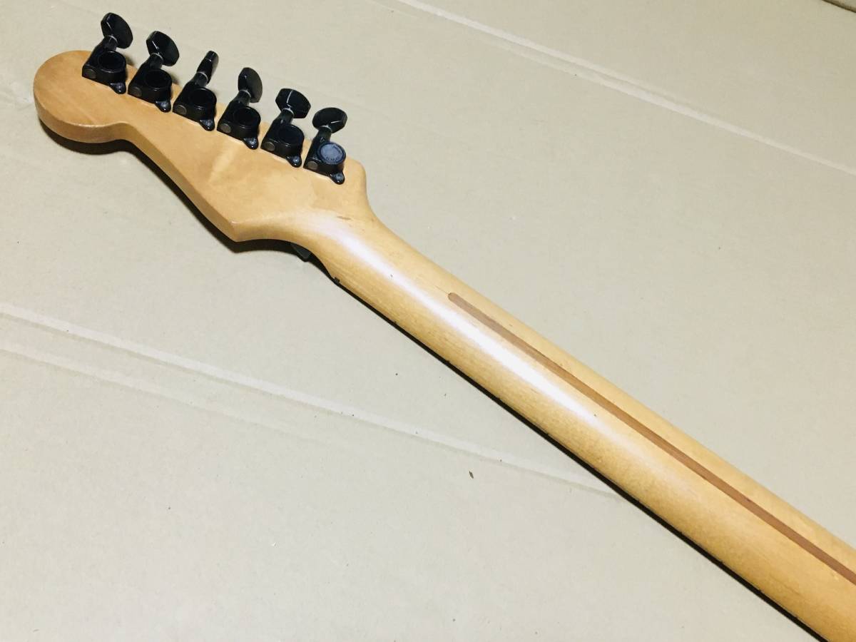 Fender ストラトキャスター made in JAPAN 貼りメイプルネック Fender ストラトキャスター made in JAPAN 貼りメイプルネック