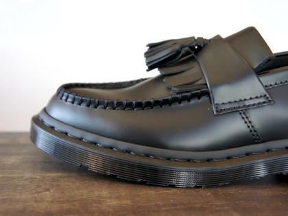 人気沸騰】 26cm（UK7） Dr.Martens 正規品 即決 新品 靴 人気モデル