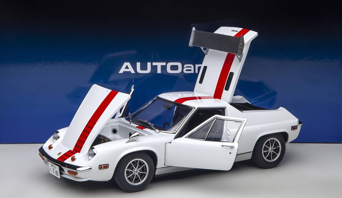 ゆう 新品未開封☆AUTOart オートアート 1/18 ロータスヨーロッパ