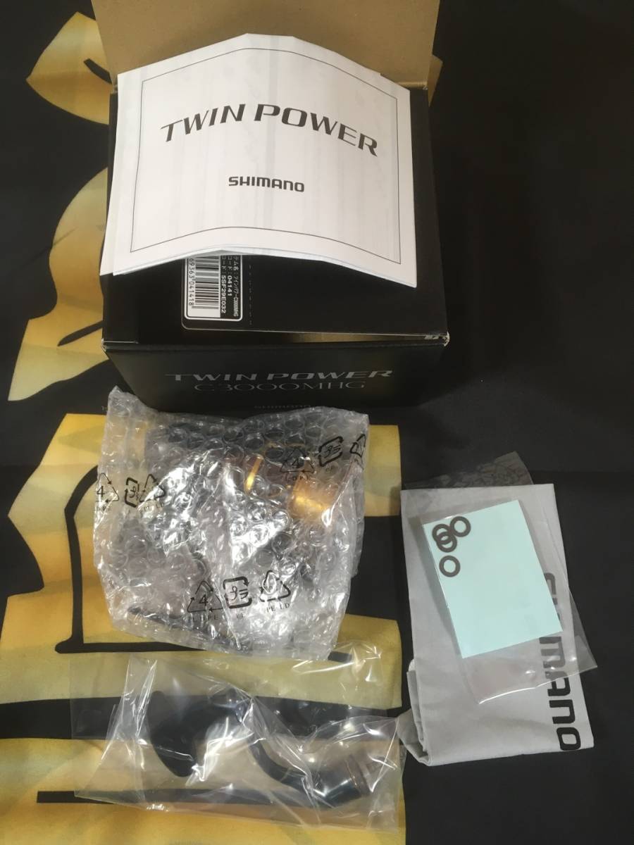 ☆新品未使用☆ Shimano シマノ TWIN POWER ツインパワー C3000MHG