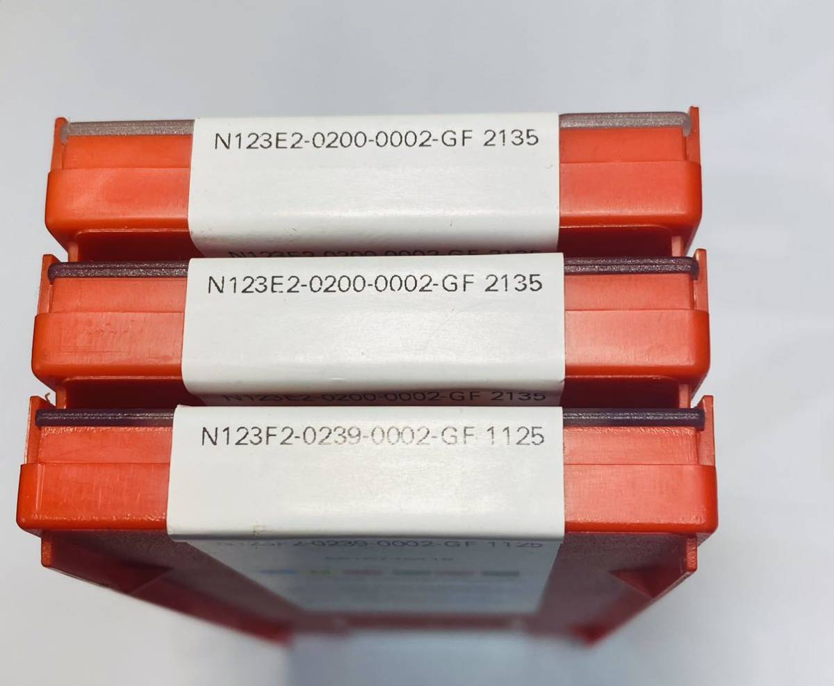サンドビッ】 サンドビック SANDVIK 旋盤チップ 3箱 チップ