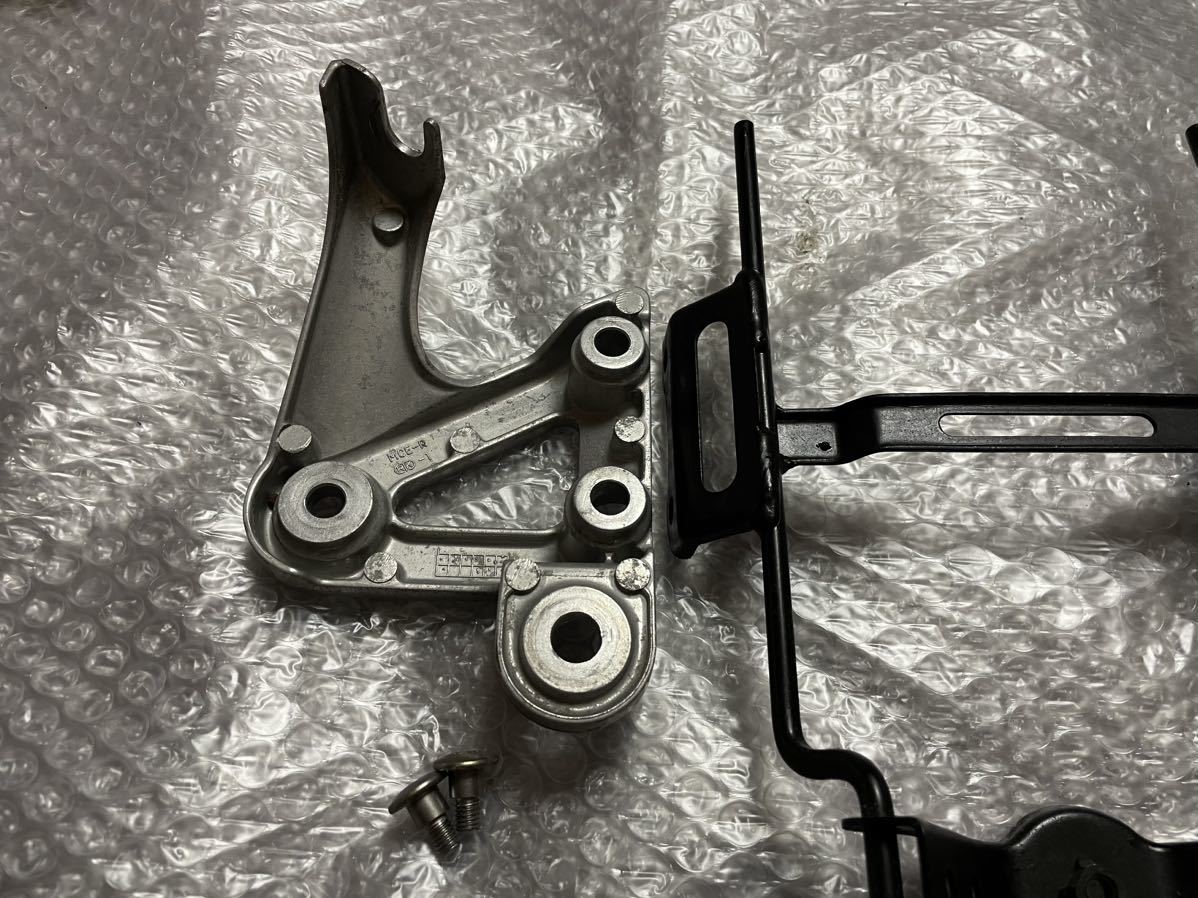 送料無料 CB400SF Vtec Spec2純正ヘッドライトステーNC39 Spec3 送料無料 CB400SF Vtec Spec2純正ヘッドライトステーNC39 Spec3