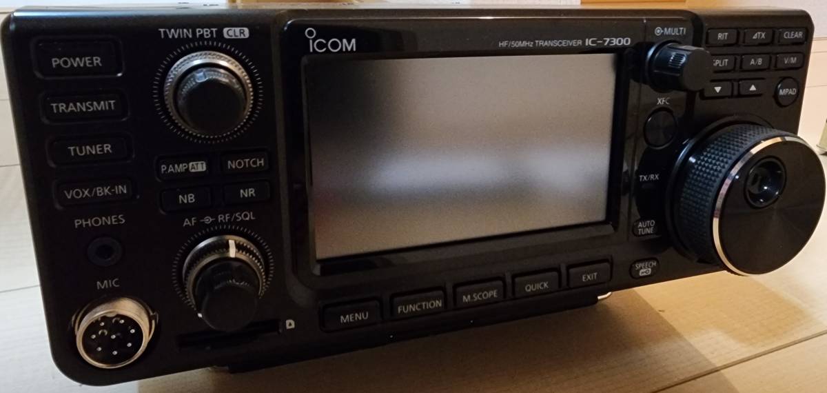 ICOM HF＋50MHz SSB/CW/RTTY/AM/FM 50Wトランシーバー IC-7300M 中古の画像3