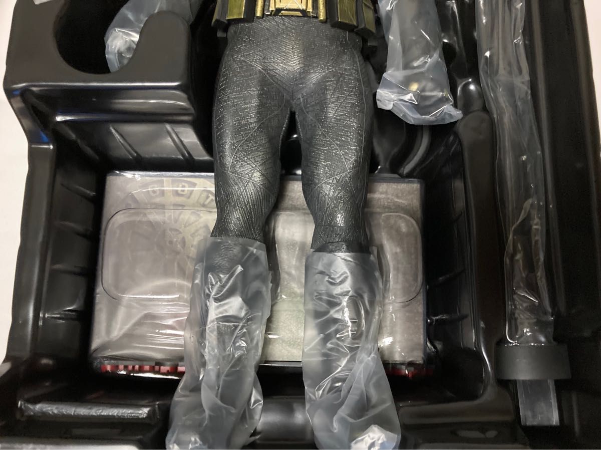 ホットトイズ 1/6 MMS409 スーサイド・スクワッド バットマン