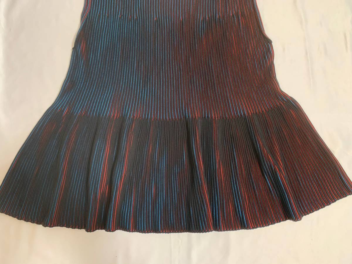 ISSEY MIYAKE me　イッセイミヤケ　トップス　赤　青　光沢　チュニック　アーカイブ　archive tops PLEATS PLEASE プリーツプリーズ_画像3