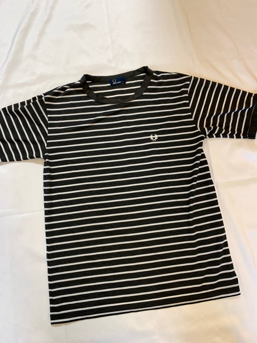 FRED PERRY フレッドペリー　ボーダー　ストライプ　ポリエステル　Tシャツ　カットソー　シンプル_画像1