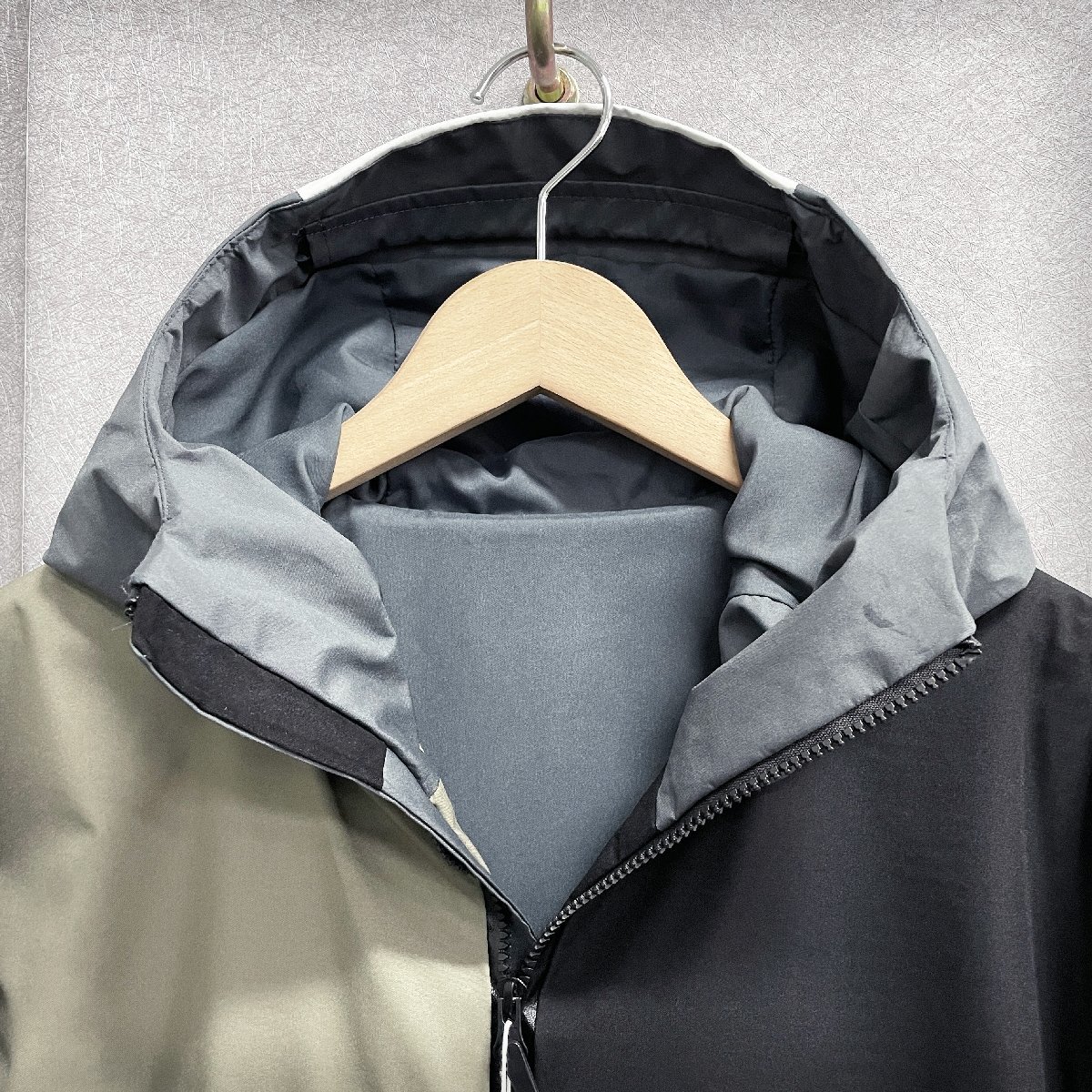 即納 新品GORE-TEX Emmauela ミラノ発 防風 防水 XL 50 mubc.edu.bd
