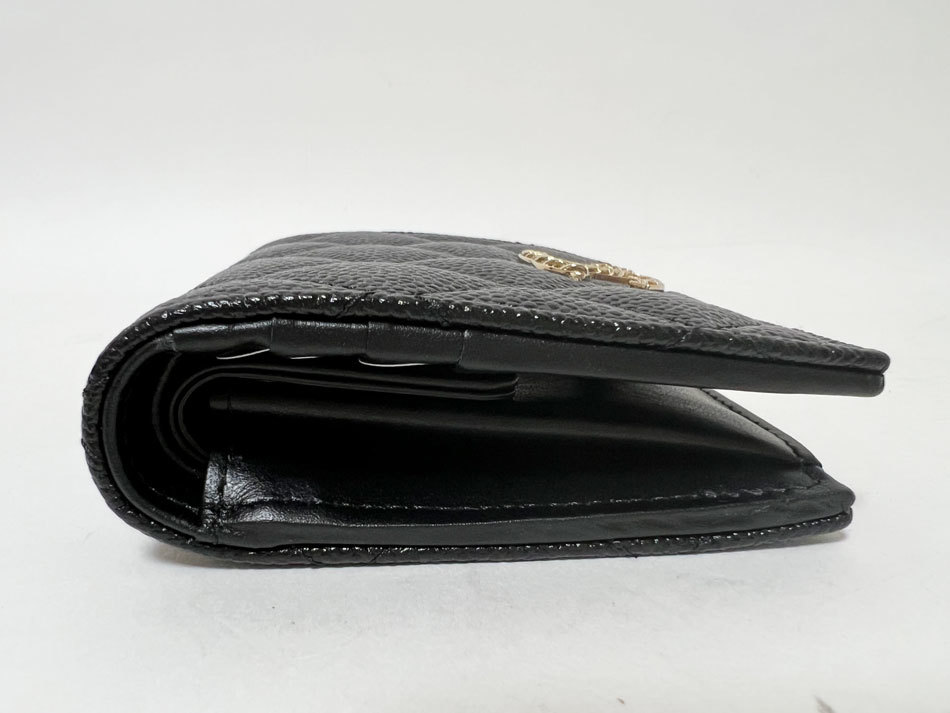 CHANEL シャネル 二つ折り財布 カーフ ブラック-